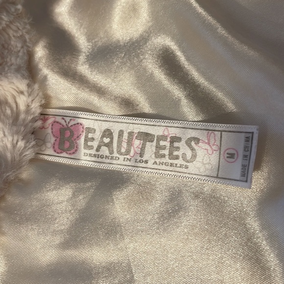 Beauties designed in Los Angeles fur vest, size M (6-8) - Picture 5 of 6